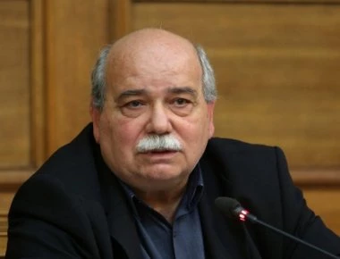 «Δεν αλλάζει ο σχεδιασμός της κυβέρνησης ούτε και ο οδικός χάρτης των πολιτικών εξελίξεων» δήλωσε ο Ν.Βούτσης